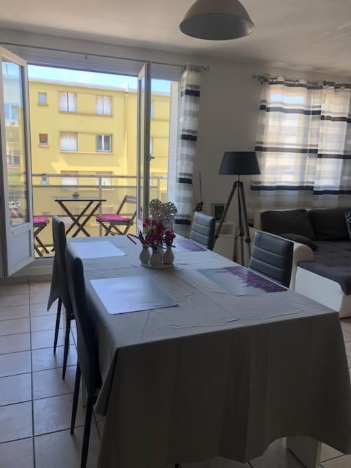 Appartement Balcon, Place De Parking, Centre Ville Valence  Zewnętrze zdjęcie